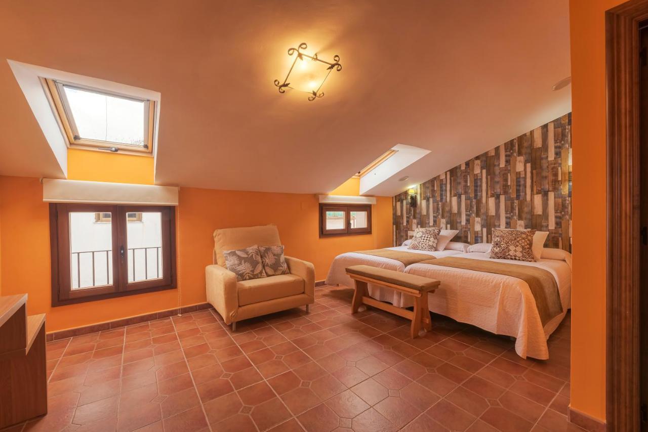 Hostal El Griel No Disponemos De Recepcion Fisica Hervás Buitenkant foto